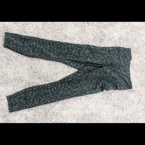 Lululemon. 25” in movement leggings